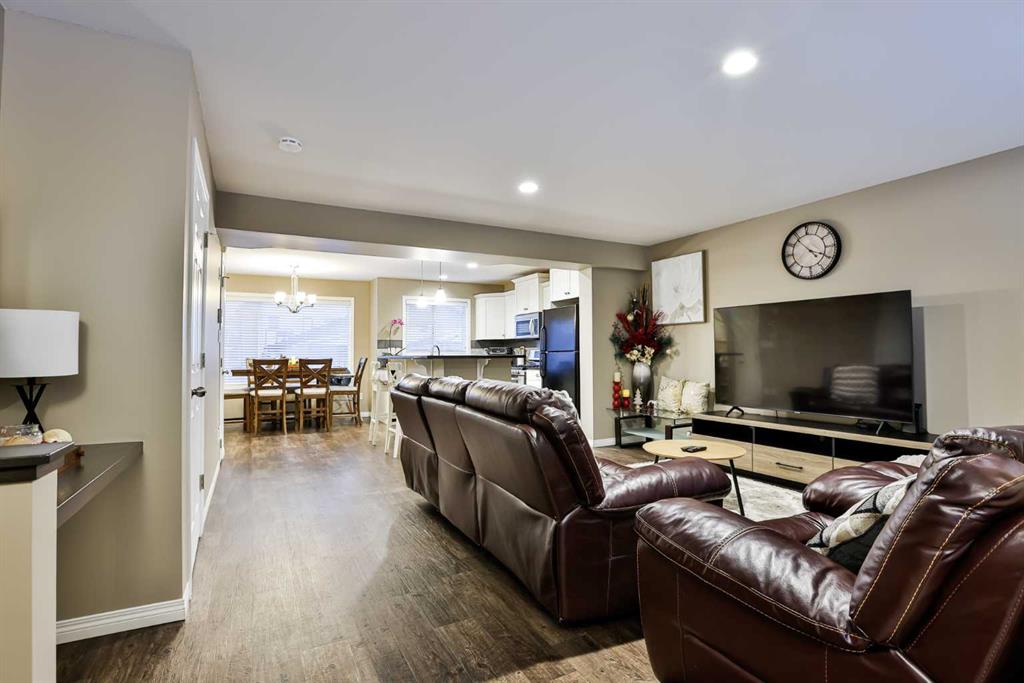 Picture for 47 Lasalle Road W