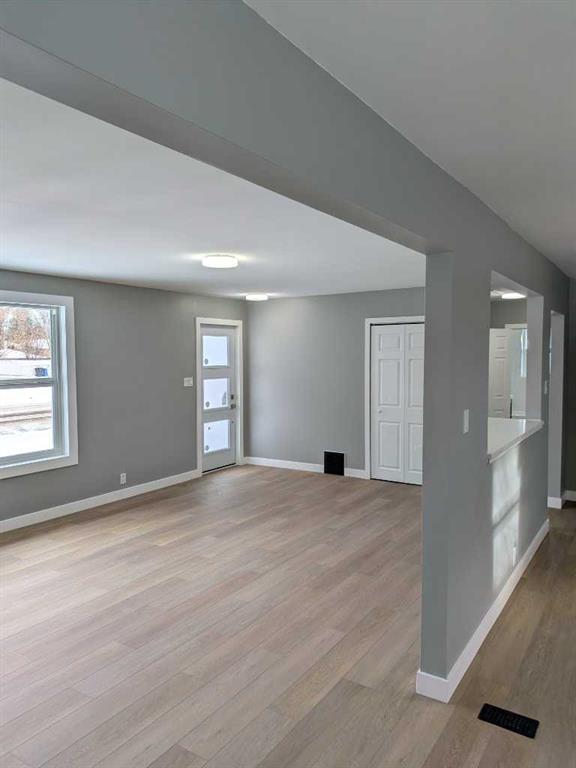 Picture for 2402 5 Avenue S