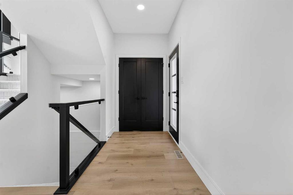 Picture for 4606 31 Avenue S