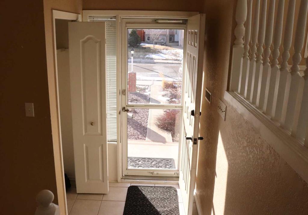 Picture for 164 Mt Crandell Crescent W