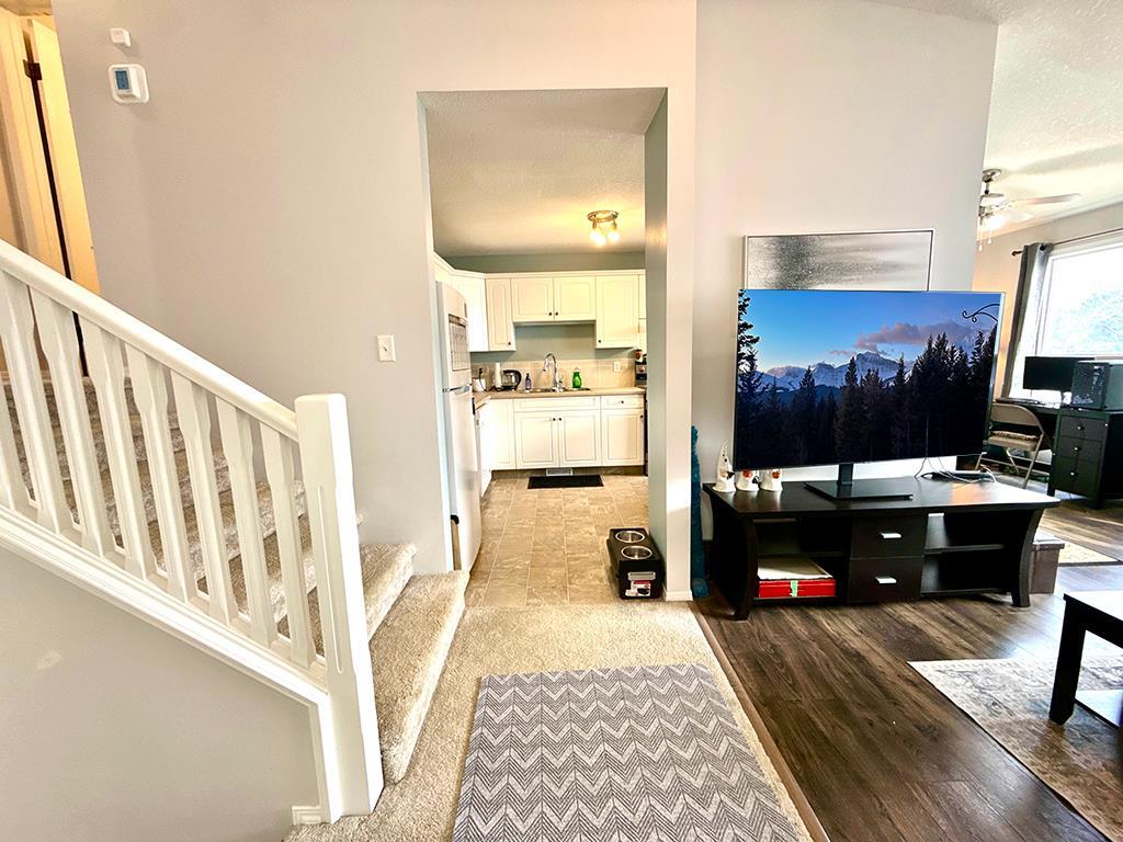 Picture for 15 Dakota Road W