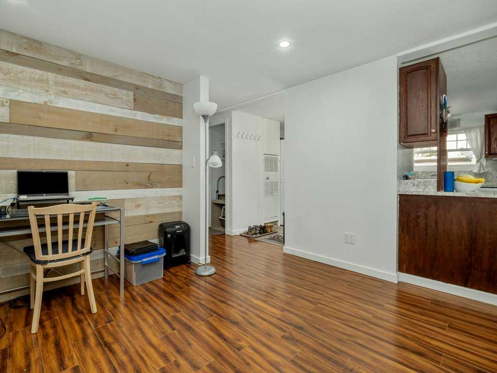 Picture for 123 Dalhousie Court W