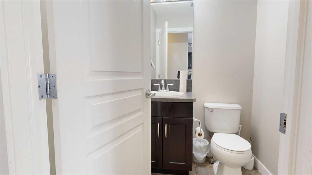 Picture for 6, 205 Silkstone Road W