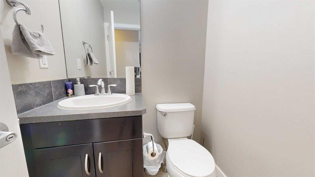 Picture for 6, 205 Silkstone Road W