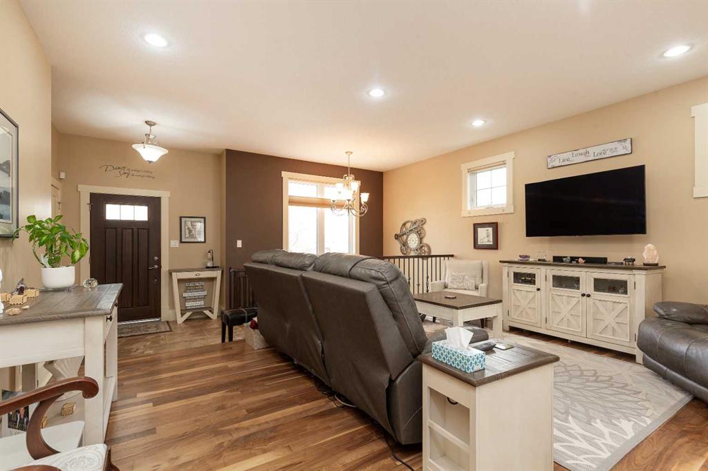 Picture for 12 Cougar Cove N