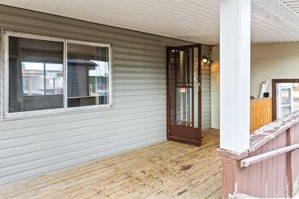 Picture for 110, 1410 43 Street 