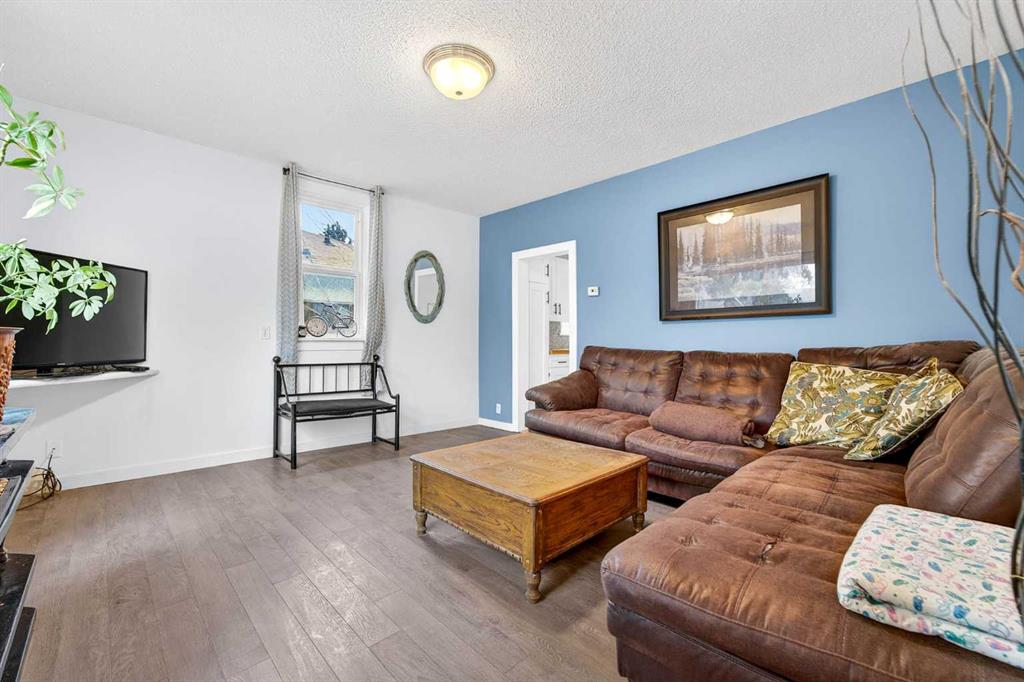 Picture for 2014 13 Street N