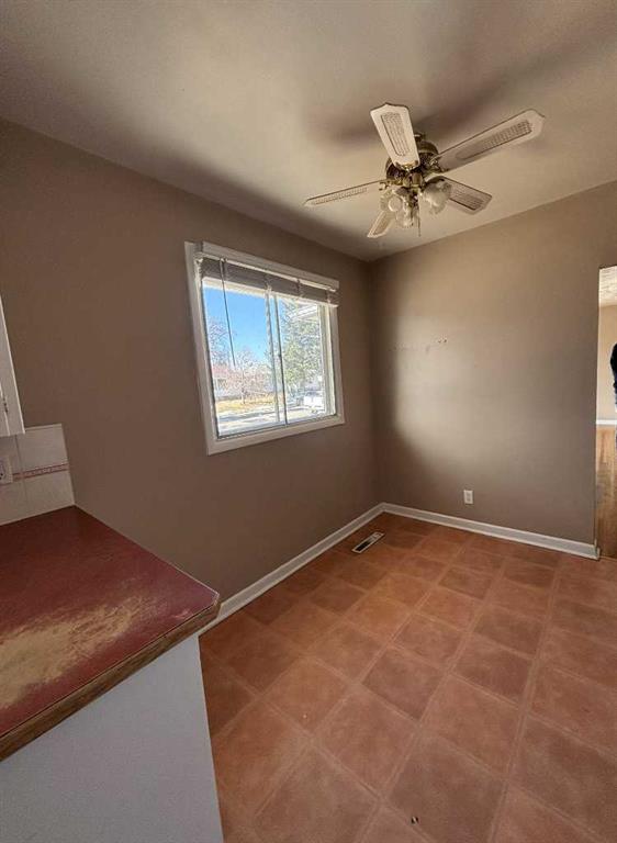 Picture for 1, 1131 28A Street S