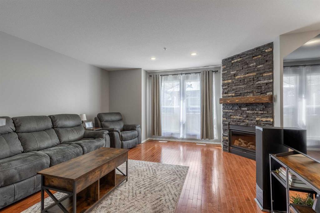 Picture for 5, 635 6 Street S