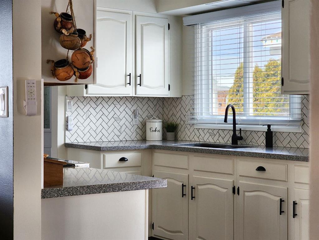 Picture for 4810 4 Street E