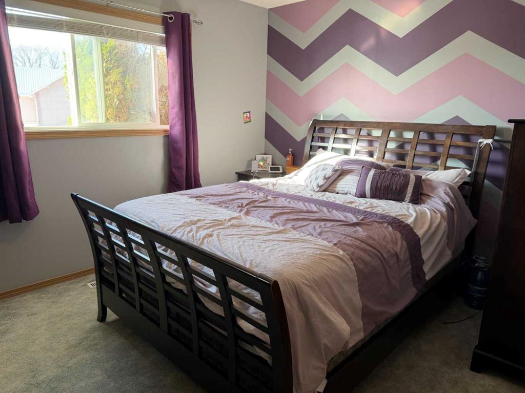 Picture for 5413 38 Avenue 