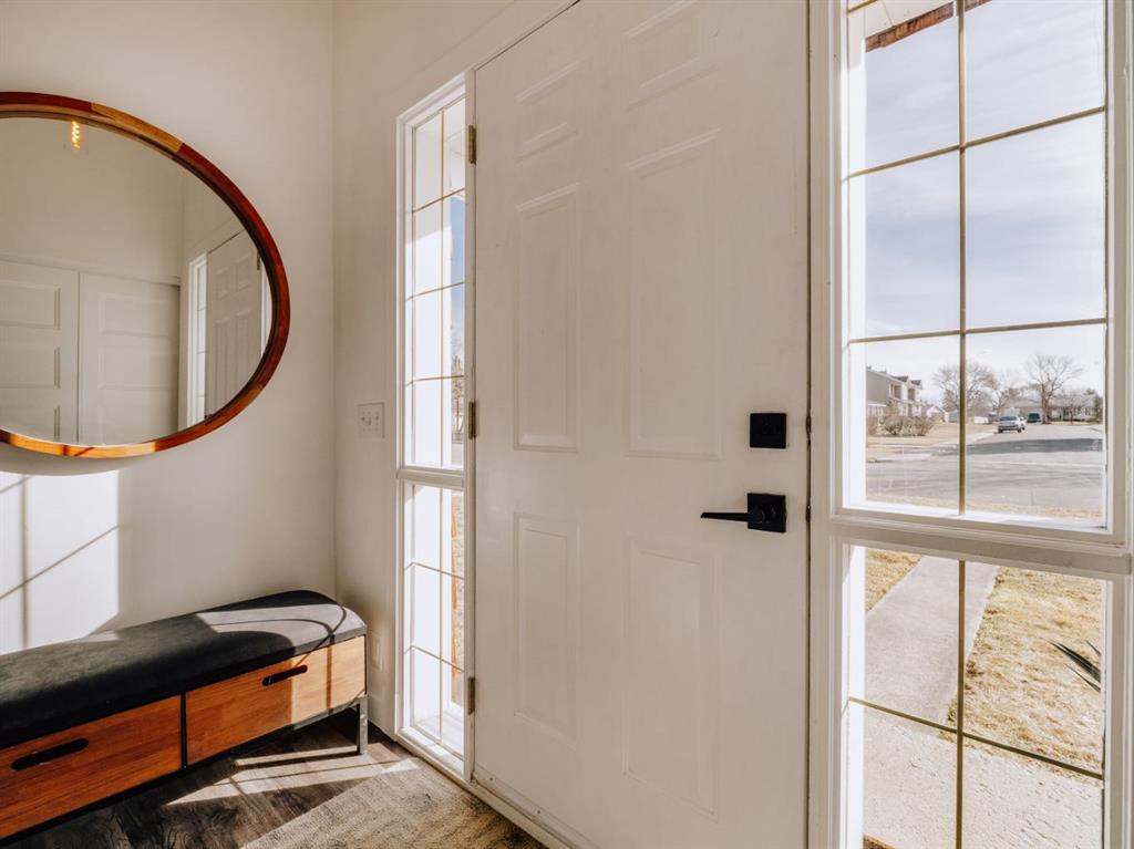 Picture for 5327 3A Street W