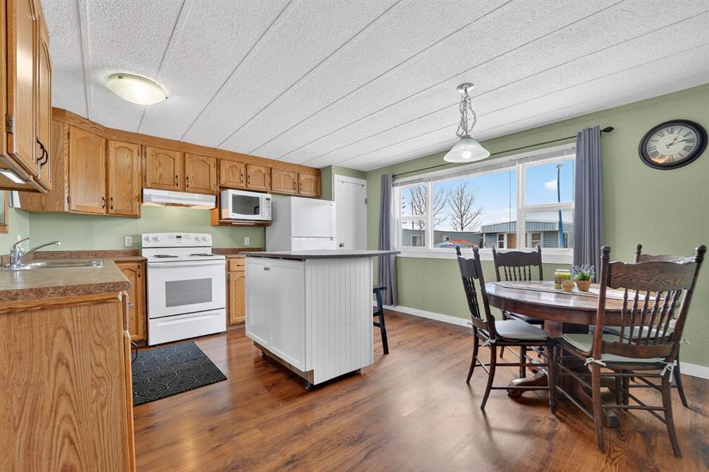 Picture for 64, 2715 Westside Drive W