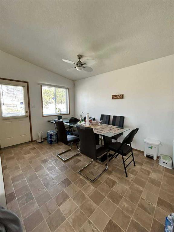 Picture for 607 18 street  N