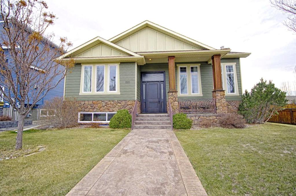 Picture for 226 Riverstone Boulevard W