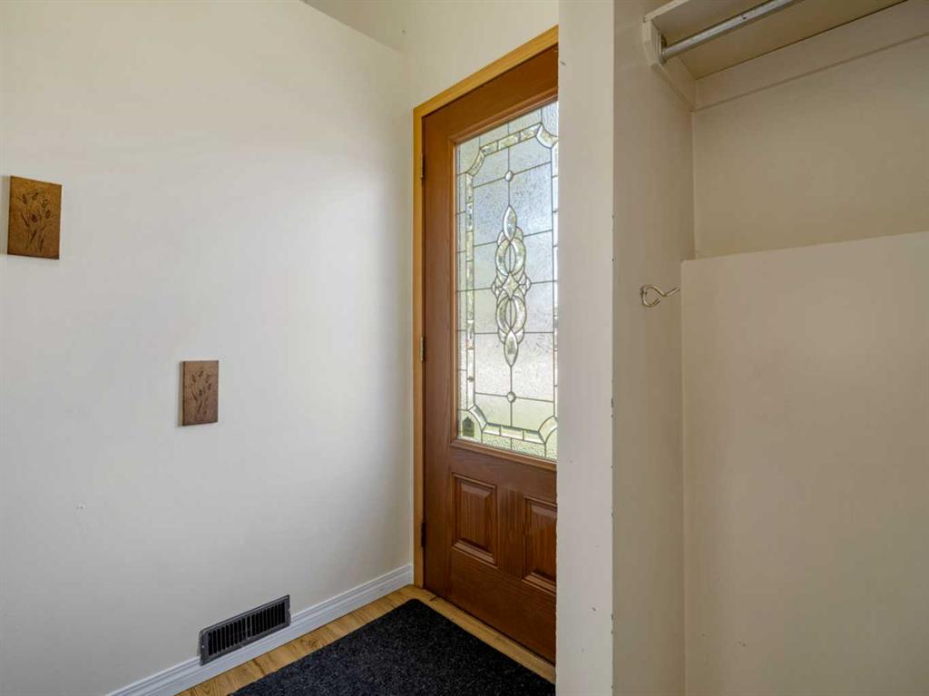 Picture for 1406 20 Avenue N
