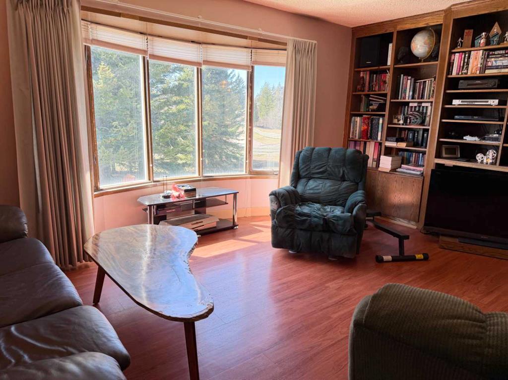 Picture for 2803 90 Street 