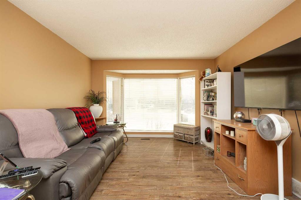 Picture for 78 Pensacola Court W
