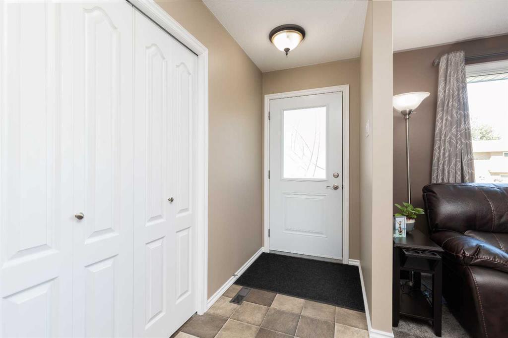 Picture for 1414 25 Avenue N