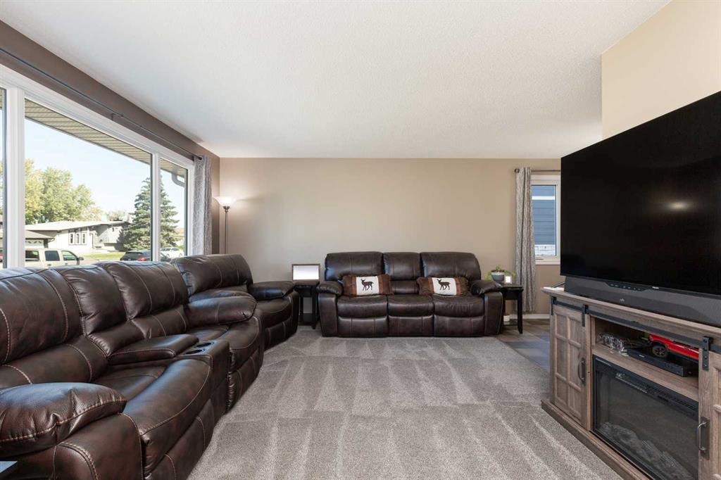 Picture for 1414 25 Avenue N