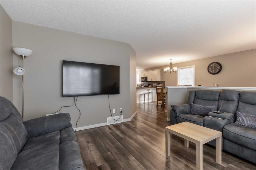 Picture for 139 Mt Sundial Court W