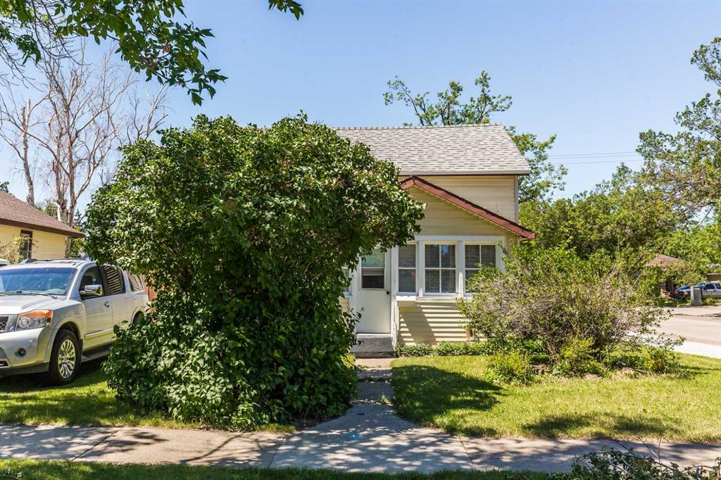 Picture for 432 12A Street N