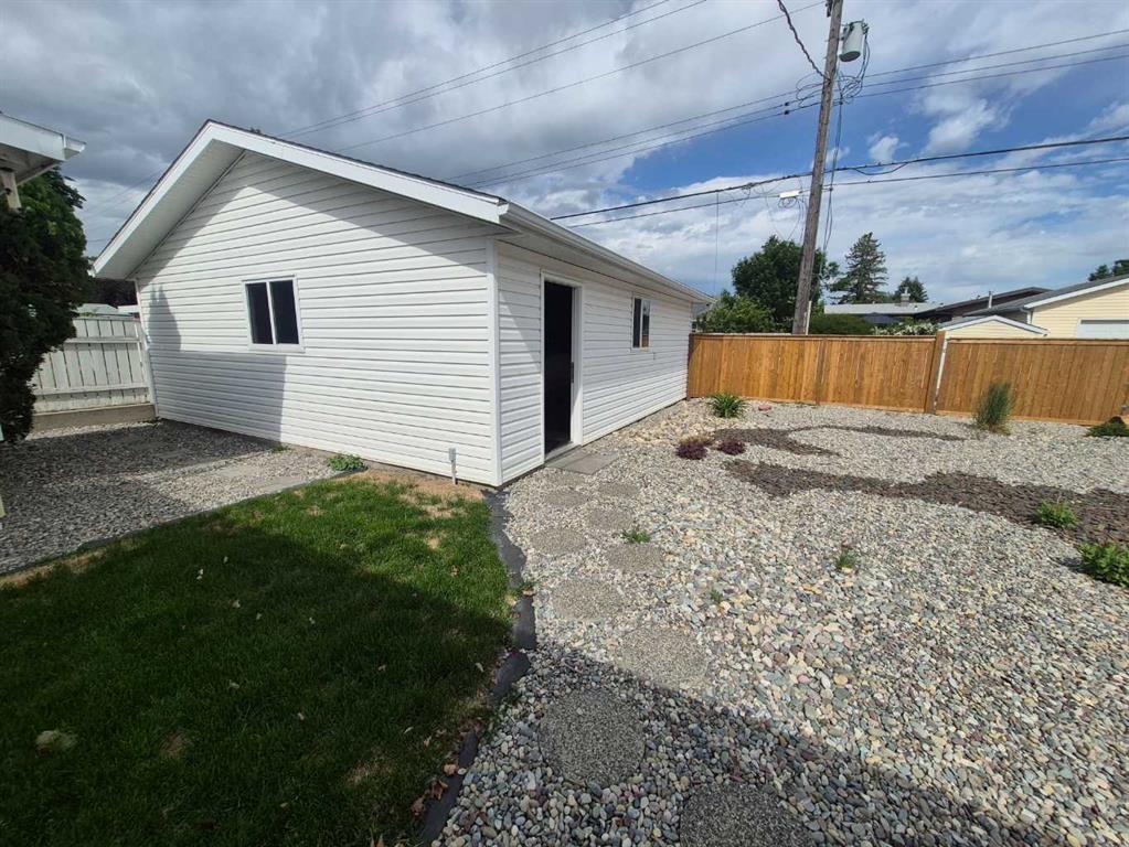 Picture for 1023 29A Street S