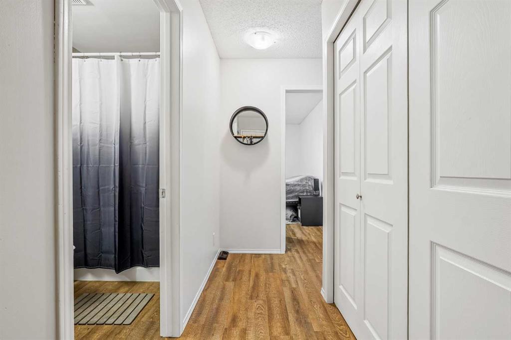 Picture for 304, 855 Columbia Boulevard W