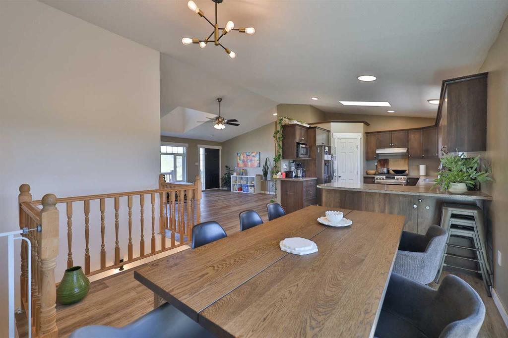 Picture for 24004 RR 260A   https://www.cirrealty.ca/reb/ldar/6/A2250996_16.jpg