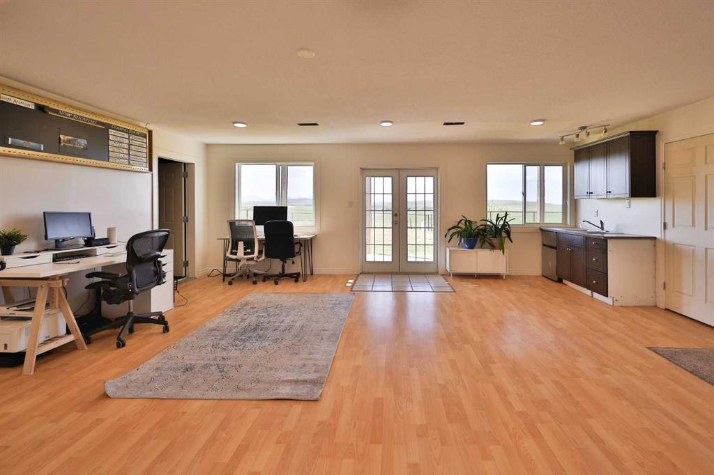 Picture for 24004 RR 260A   https://www.cirrealty.ca/reb/ldar/6/A2250996_30.jpg