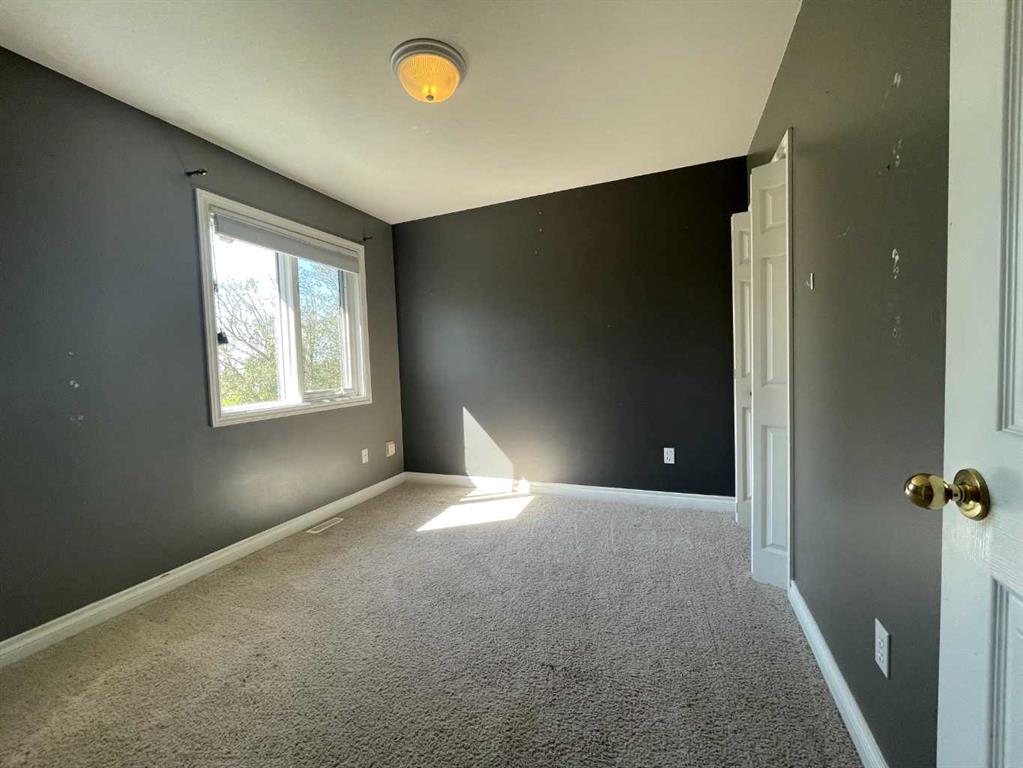 Picture for 353 9 Street W https://www.cirrealty.ca/reb/ldar/6/A2262056_14.jpg