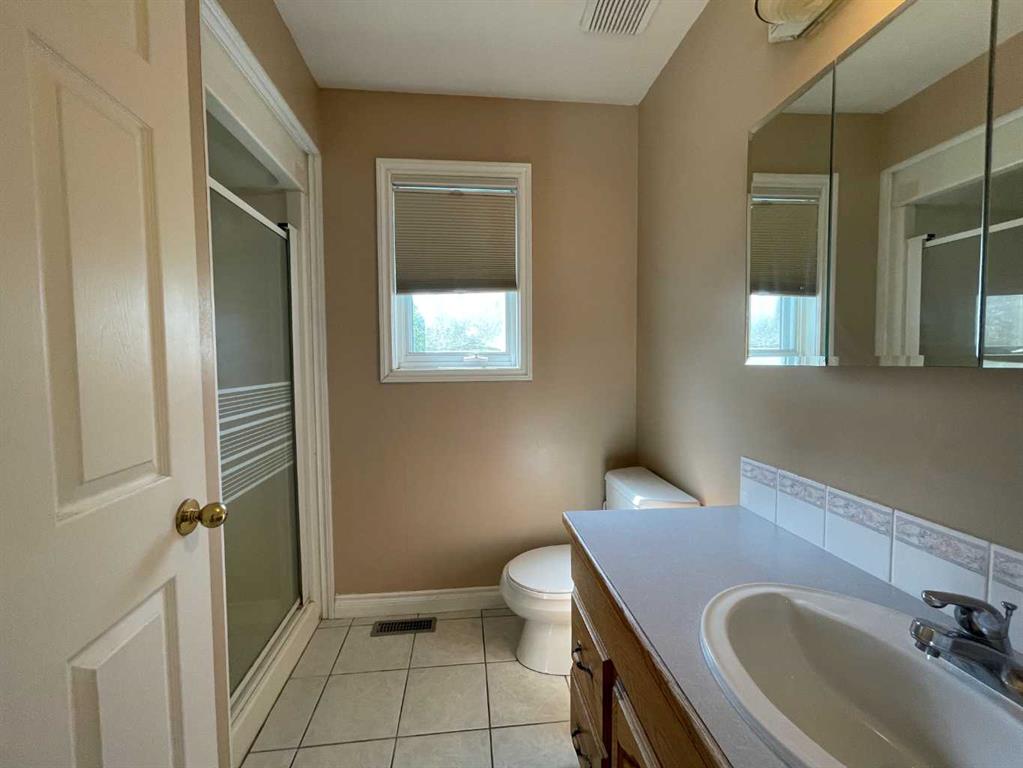 Picture for 353 9 Street W https://www.cirrealty.ca/reb/ldar/6/A2262056_16.jpg