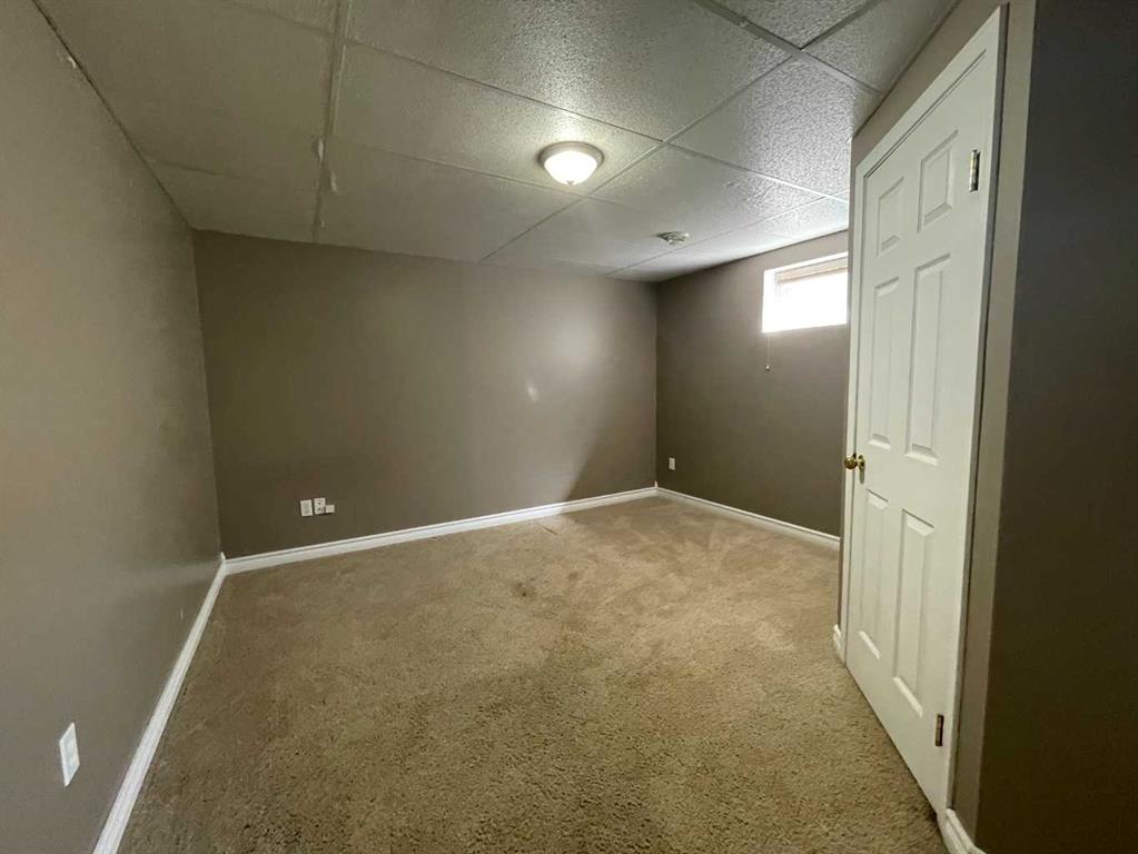 Picture for 353 9 Street W https://www.cirrealty.ca/reb/ldar/6/A2262056_24.jpg