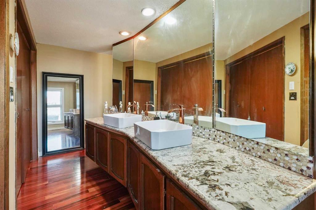 Picture for 121S 100W   https://www.cirrealty.ca/reb/ldar/6/A2262466_17.jpg