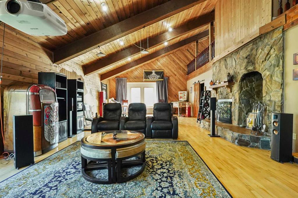 Picture for 121S 100W   https://www.cirrealty.ca/reb/ldar/6/A2262466_27.jpg