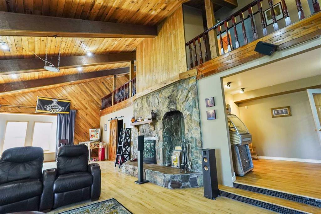 Picture for 121S 100W   https://www.cirrealty.ca/reb/ldar/6/A2262466_28.jpg