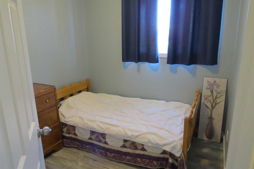 Picture for 80N 100E   https://www.cirrealty.ca/reb/ldar/6/A2263766_13.jpg