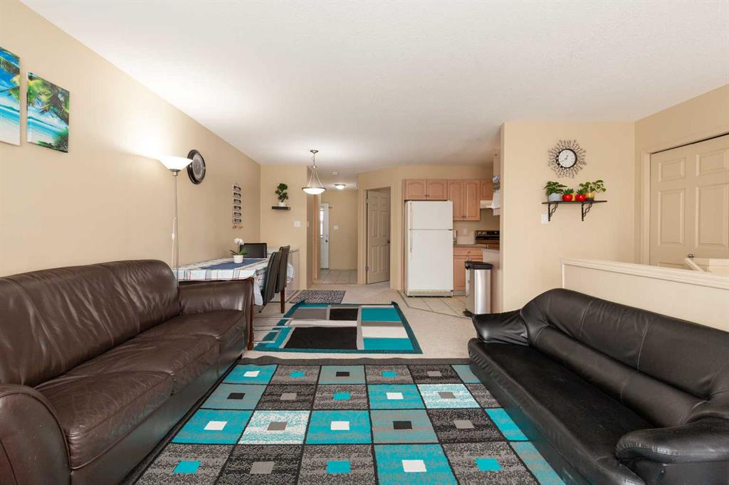 Picture for 19 Blackfoot Boulevard W