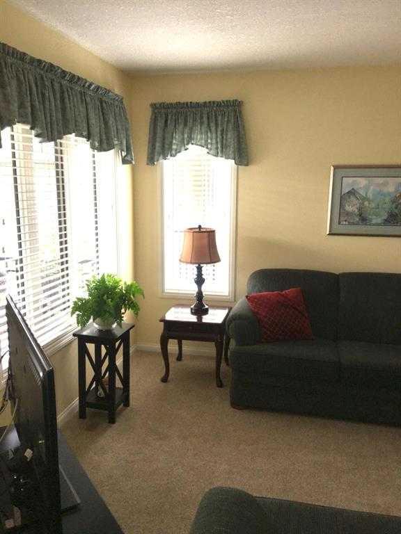 Picture for 25, 284 Cougar Way N