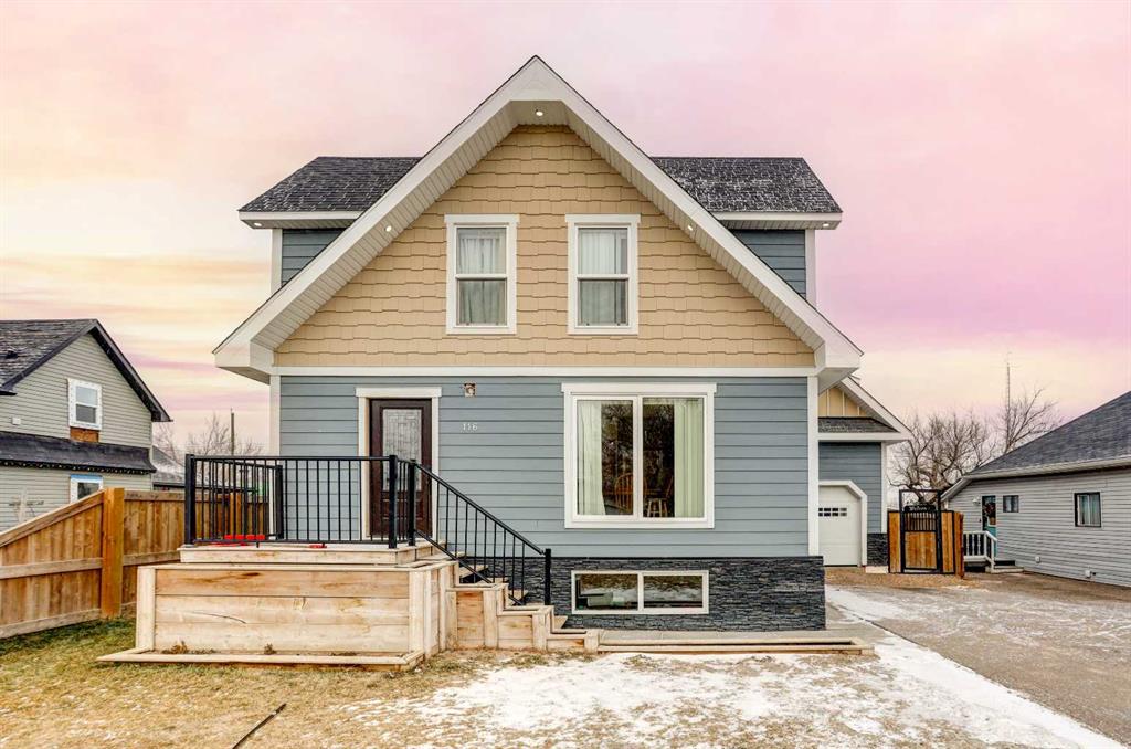 Picture for 116 4 Avenue E