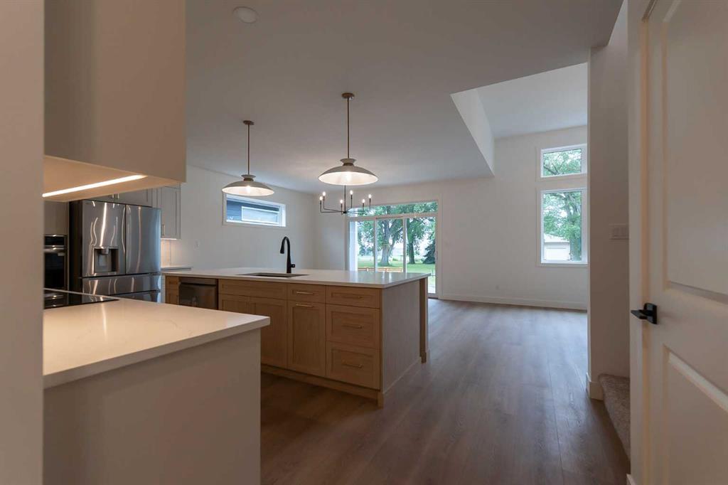 Picture for 1664 Sixmile View S