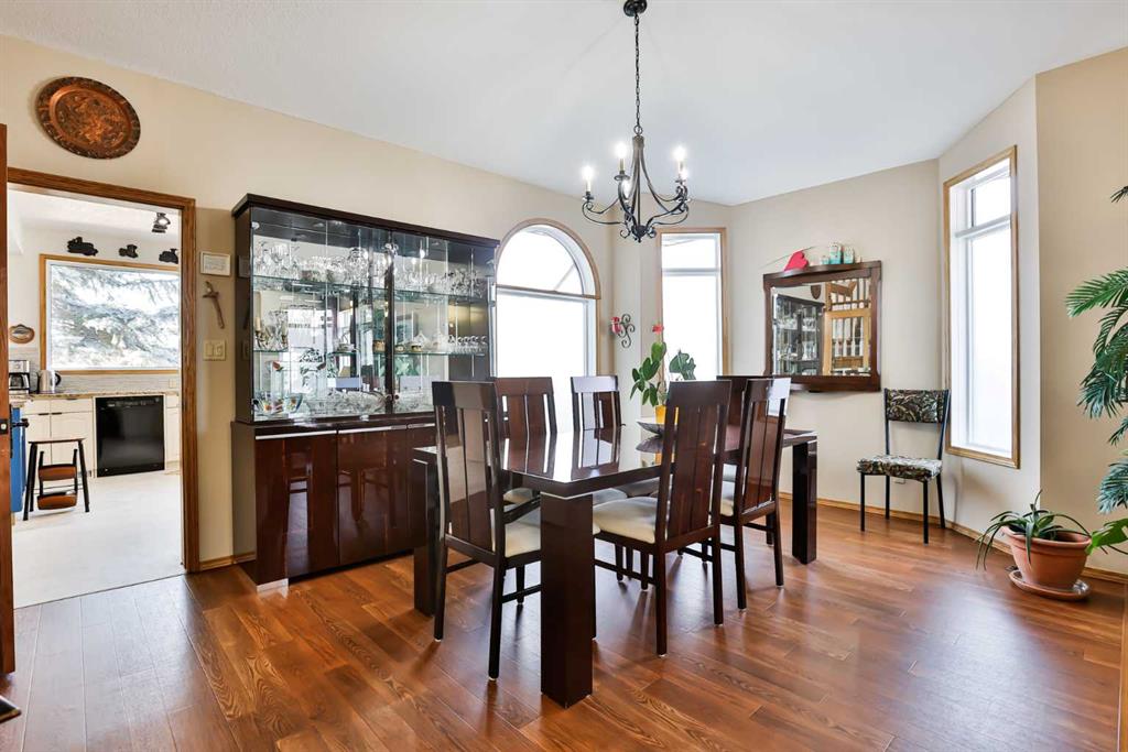 Picture for 2857 6 Avenue S