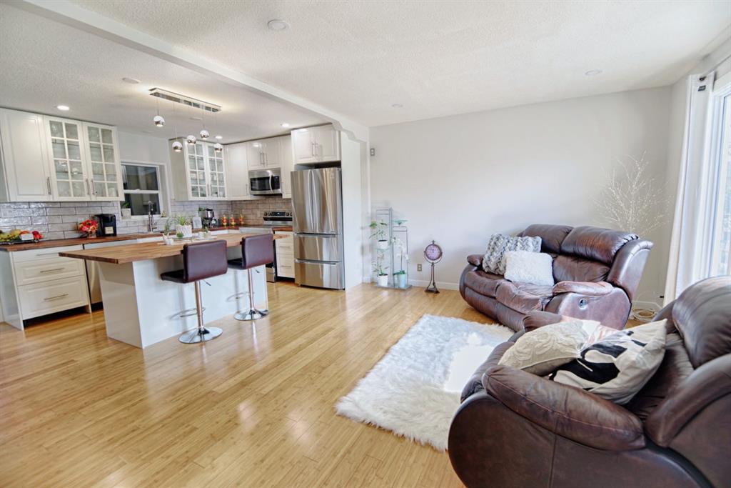 Picture for 110 Ojibwa Road W