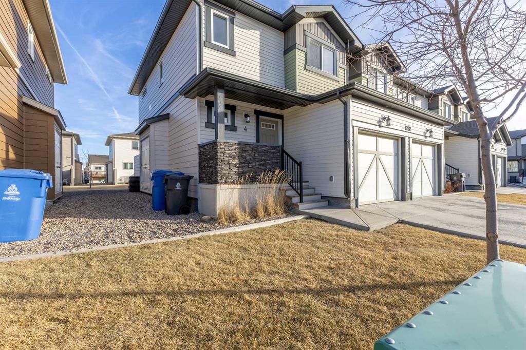 Picture for 4, 1202 Keystone Road W