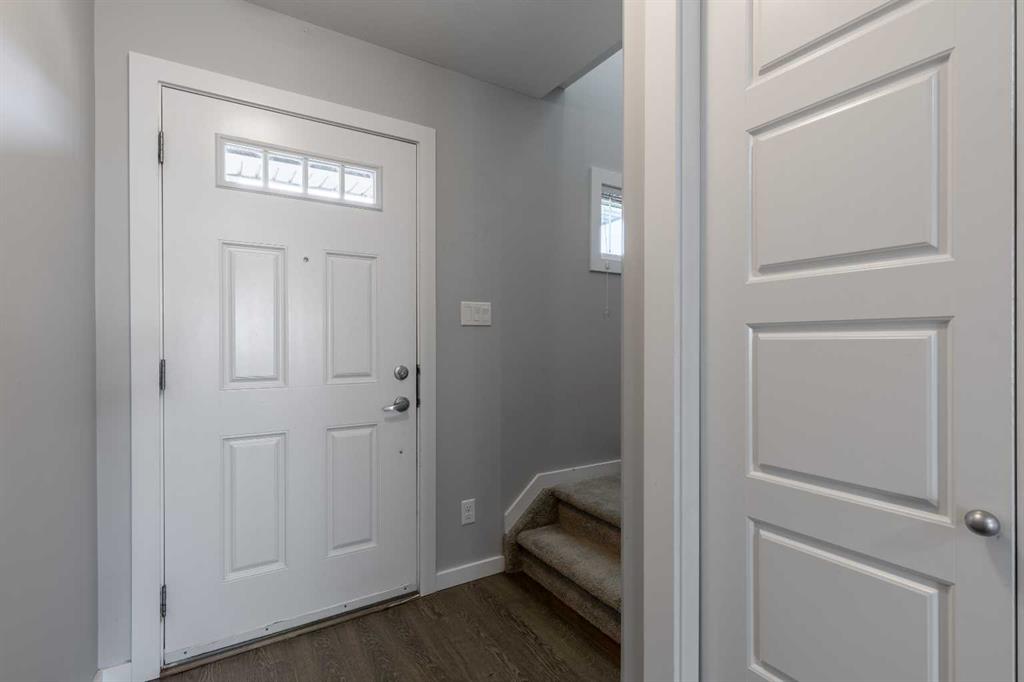 Picture for 4, 1202 Keystone Road W