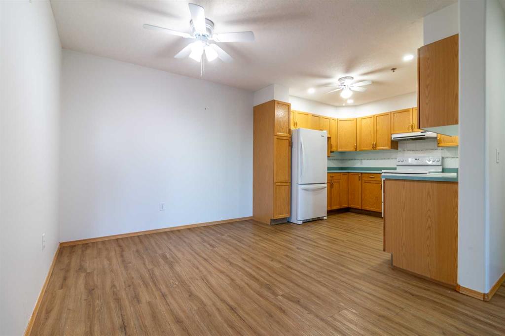 Picture for 227, 75 1 Avenue S