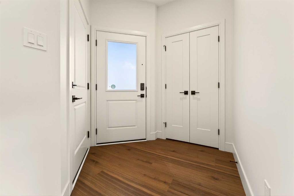 Picture for 773 Violet Place W