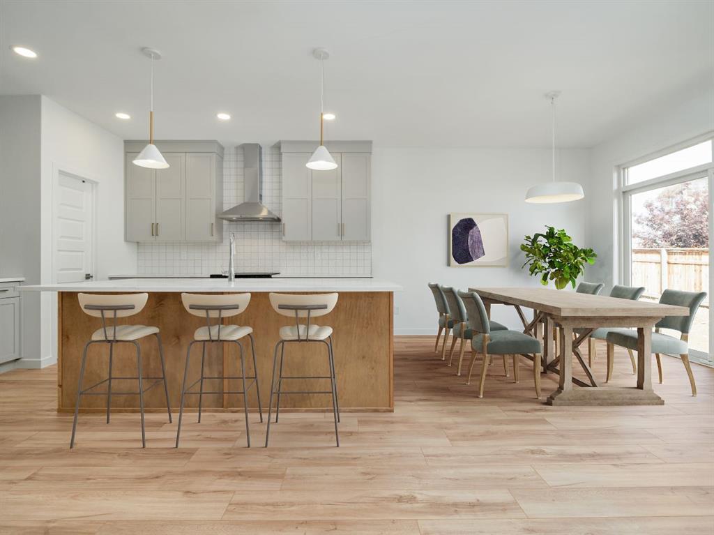 Picture for 730 Violet Place W