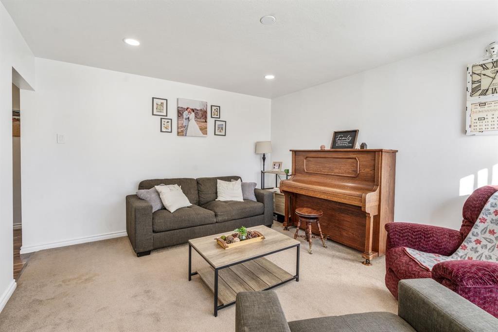 Picture for 938 7A Street S