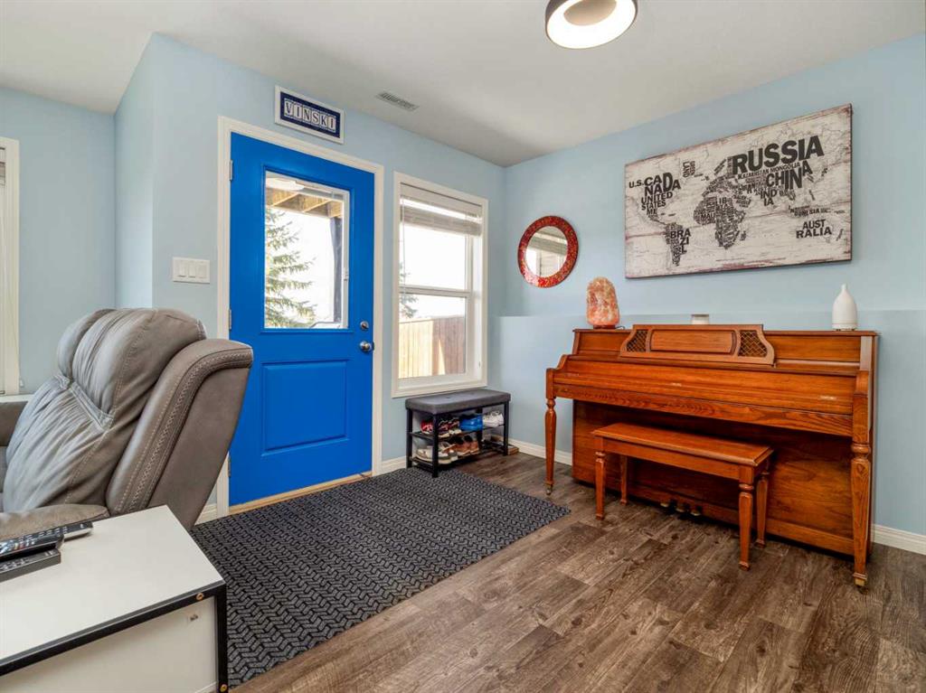 Picture for 514 Mary Cameron Crescent N